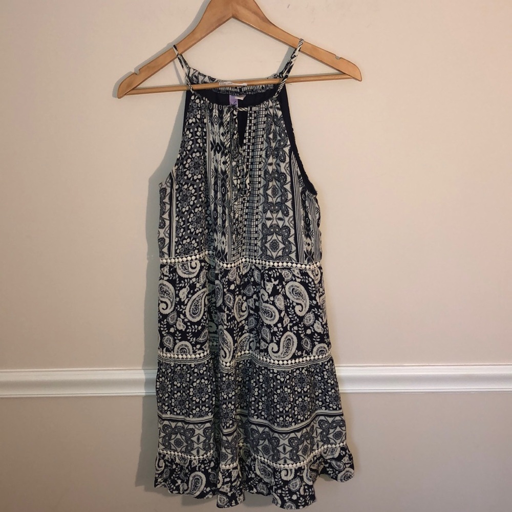 Alya Black and White Patterned Dress